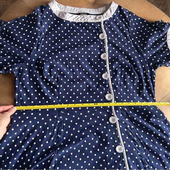 Unique Vintage 1950s Retro Plus Size Polkadot Button Blue Swing Dress, 3X / 20 - Picture 9 of 11
